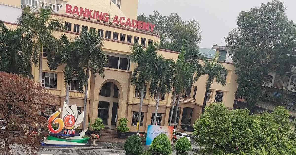Lệ phí thi VSTEP tại Học viện ngân hàng