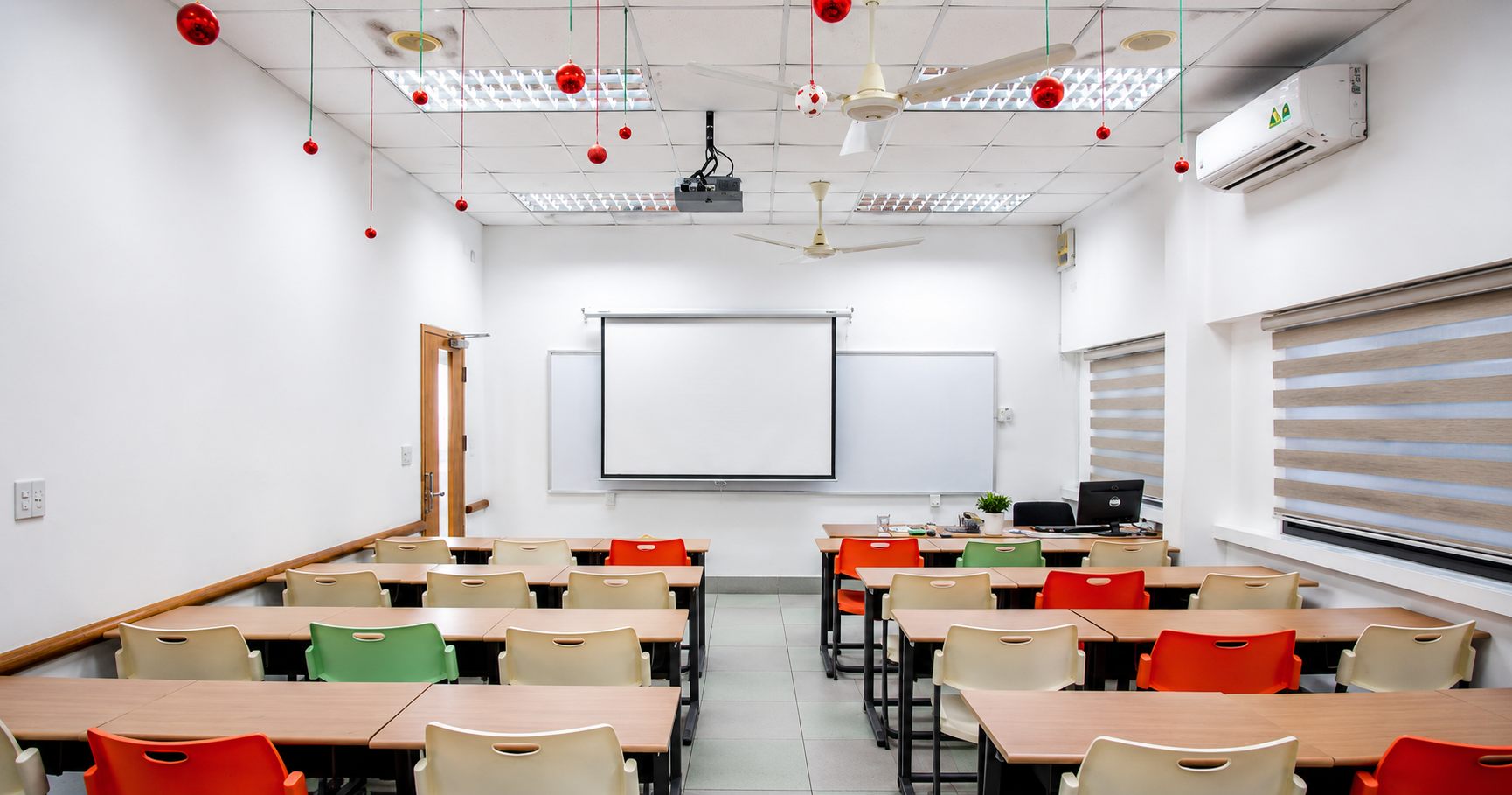 Kinh nghiệm thi VSTEP từ A-Z tại Đại học Kinh tế TP. Hồ Chí Minh (UEH)